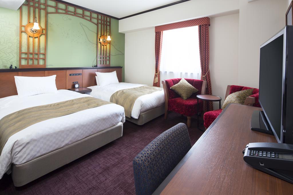 Hotel Folkloro SanrikuKamaisi Kültér fotó