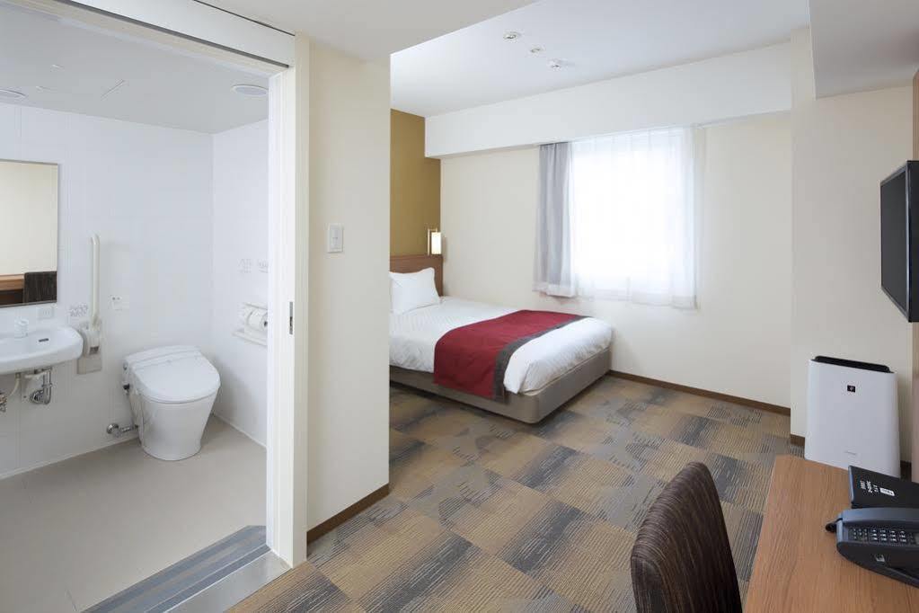 Hotel Folkloro SanrikuKamaisi Kültér fotó
